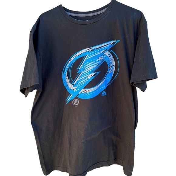 Adidas Tampa Bay Lighting blue bolts black Triple Peak t-shirt Size XL - Picture 1 of 5